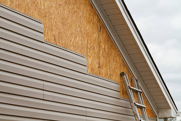 24/7 Emergency Storm Damage Siding Repair experts in Laughlintown, PA